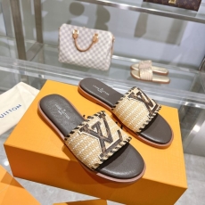 Louis Vuitton Slippers